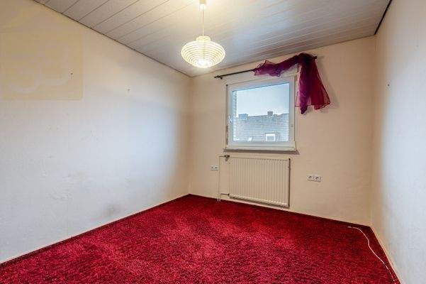 OG Kinder-/Arbeitszimmer