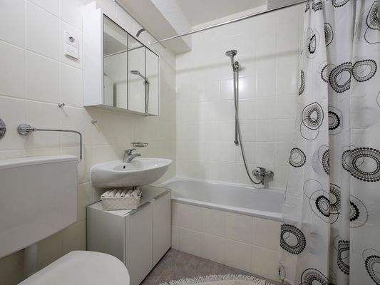 036 Bad (1 von 1).jpg