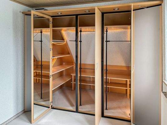 begehbarere Kleiderschrank