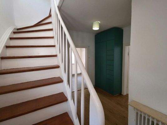 Diele mit Treppenaufgang