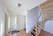Diele mit offene Treppe ins DG