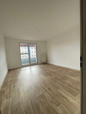 25-11-18 11-41-08 6406.jpg