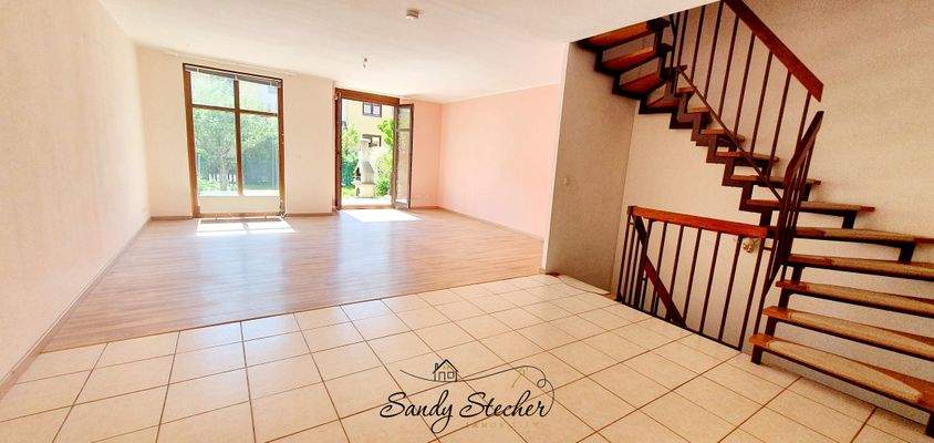 EG * Wohn- und Esszimmer