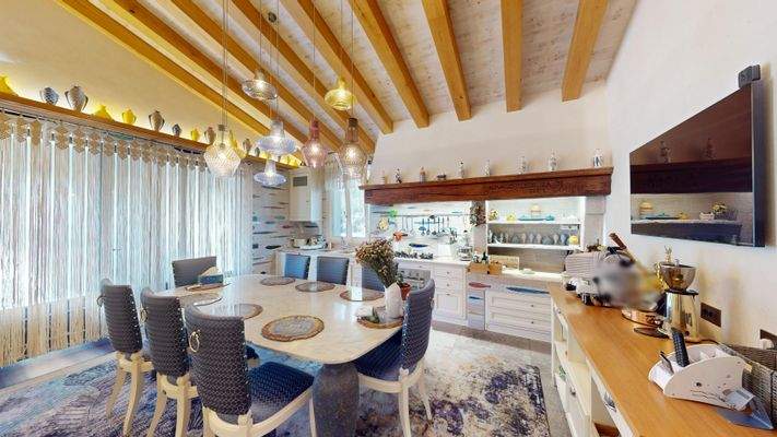 NA-072-17-Villa-di-lusso-vista-lago-a-Padenghe-del