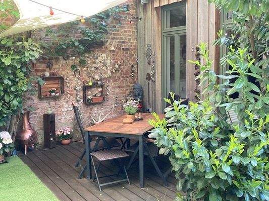 Terrasse Erdgeschoss rechts