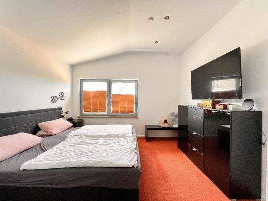 Schlafzimmer OG Wohnhaus