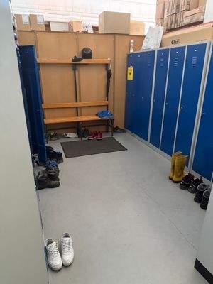 Personalraum Lager Werkstatt IMG_2590.jpeg