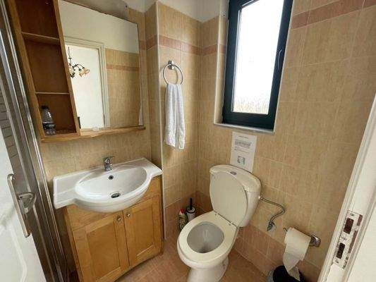 Kreta, Asprouliani: Stilvolles 3-Zimmer-Haus in einer Wohnanlage zu verkaufen