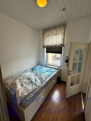 Schlafzimmer 1.1