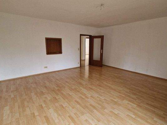 Wohn - Esszimmer mit Durchreiche