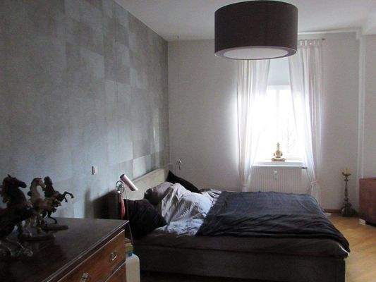 Schlafzimmer 1.JPG