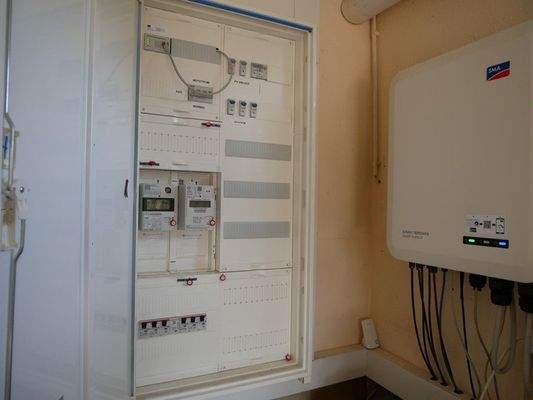 Elektrotechnik mit Wechselrichter