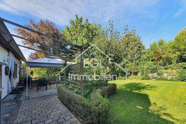 Garten u. Terrasse.jpg