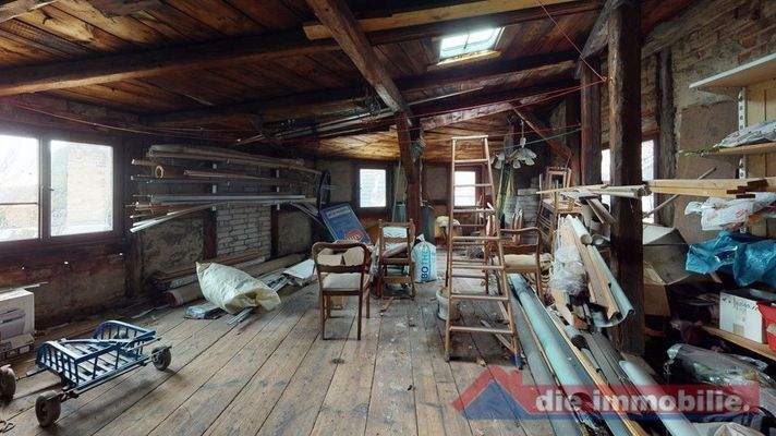 Dachboden_Sanierungsobjekt