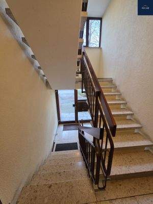 8b76dc09-eb6c-4b55-a4c2-1a8f05139763