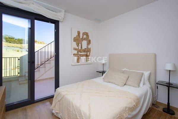 Budget-Friendly Real Estate in Monforte del Cid Alicante