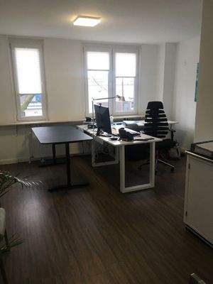 Büro im OG_1.JPG