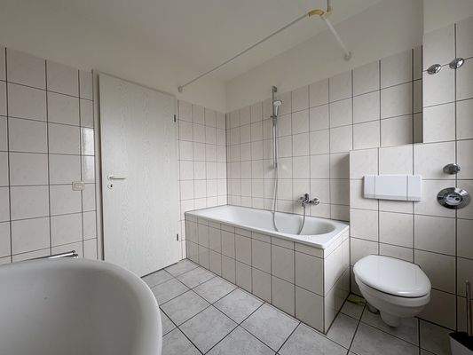 Badezimmer- 1. Ansicht