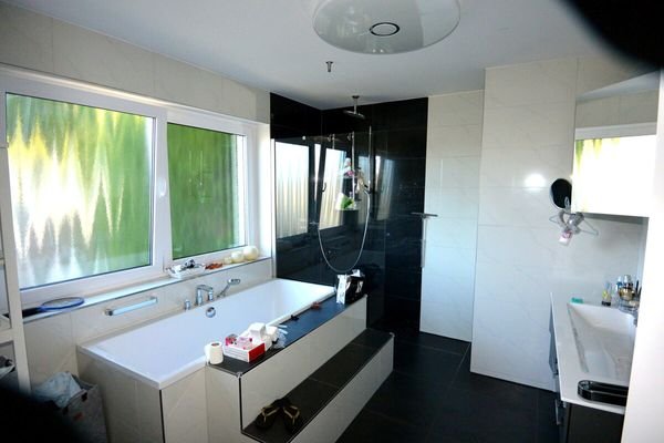 32  Badezimmer