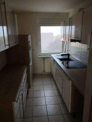 Küche mit Einbauküche