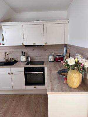 9. Küche Bild 3.jpeg