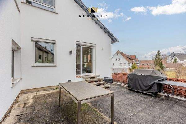 Terrasse mit Blick ins Grüne