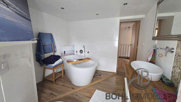 OG Tageslicht-Badezimmer