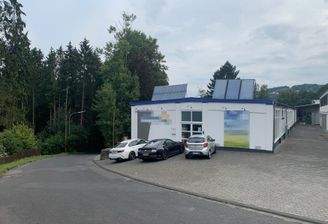 64759 Frontansicht Hauptgebäude