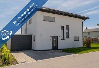 360°-Rundgang Außenansicht (2)