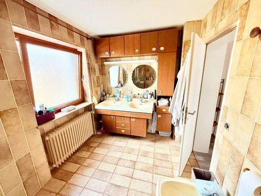 WhatsApp Image 2025-11-23 at 21.45.34 (8).jpeg