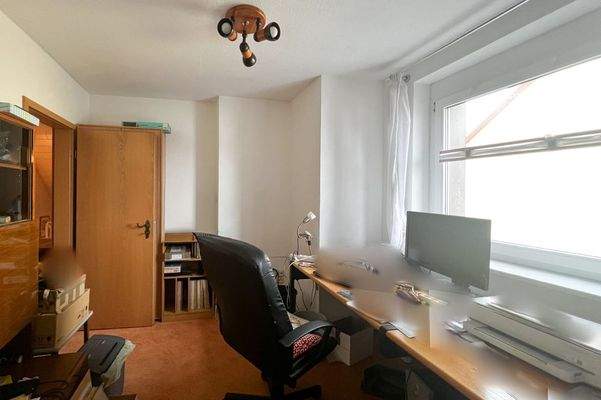 Schlafzimmer zur Gartenseite