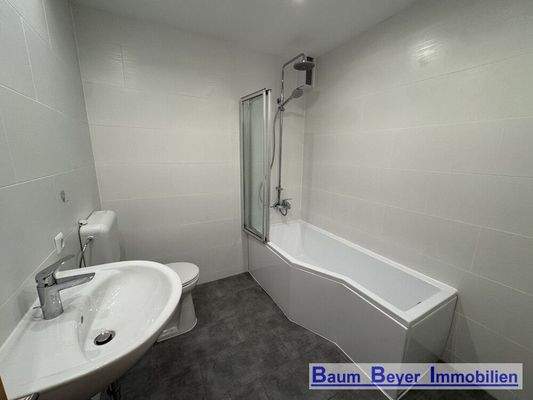 Badezimmer im Obergeschoss