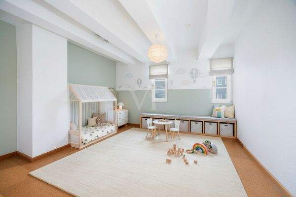 Schlaf- oder Kinderzimmer 1. OG KI modifiziert