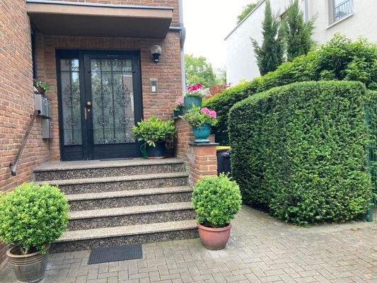 seitlicher Gartenzugang