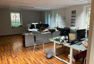 Schreibtischplätze 1