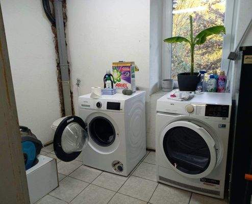 KG: Wasch-Trockenraum