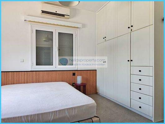 61b35ca72ea64fdeb4686aaa3a5d1eea-original