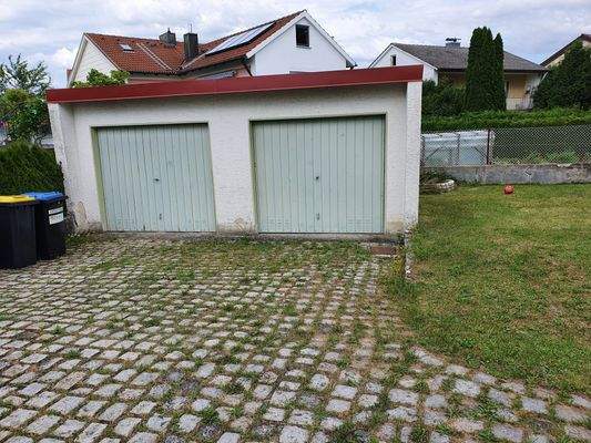 2 Garagen