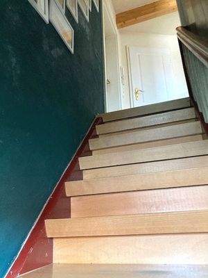 Treppenaufgang vom EG zum OG im Haupthaus