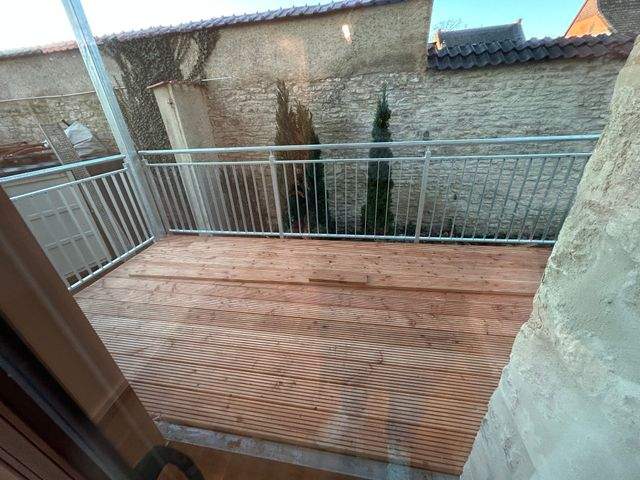Exklusive 3- Zimmer Wohnung mit EBK,Balkon u. SP zu vermieten! - Photo 4