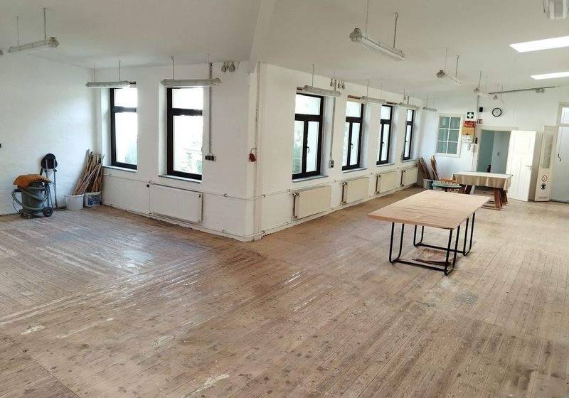 * !!!!!!!!!!!!!!!!!!!!! Atelier- Lagerhalle-Produktionsstätte- DAS HABE ICH GESUCHT  !!!!!!!!!!!!!!!!!!!!!   *
