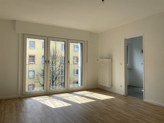 Renoviertes 1-Zimmer-Apartment in Maxfeld.