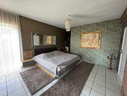 Schlafzimmer Haupthaus EG