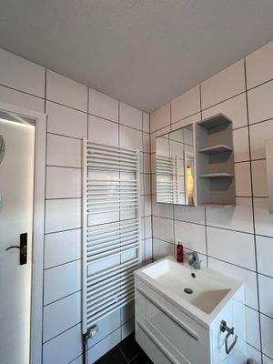 Vollbad mit Badheizkörper