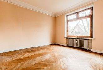 Großes, verbundenes Esszimmer