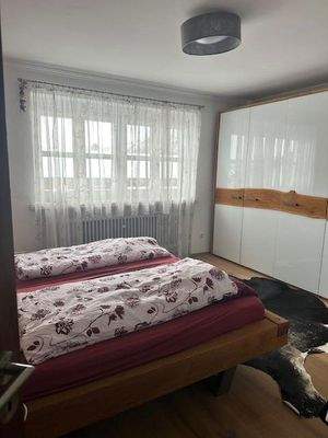 Schlafzimmer_2 EG