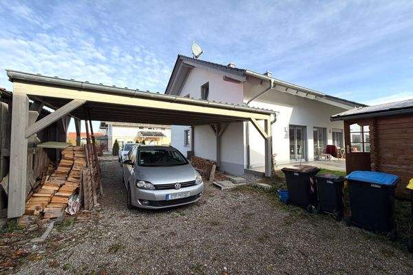 Carport für 3 Fahrzeuge