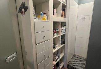  ausfahrbahrer Badschrank