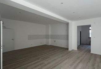 50 W3 HH EG Wohnzimmer (2).jpeg