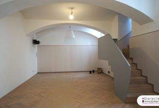 Straßenseitiger Raum